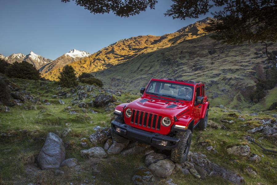  Jeep Wrangler Unlimited Rubicon (JL) 2018 года  (NA) (фото 3 из 40)